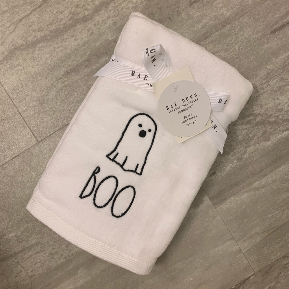 Rae Dunn “BOO” Halloween Hand Towels